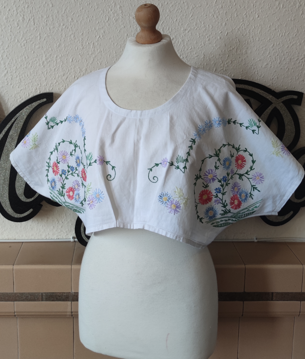 Daisy Swirl Tee