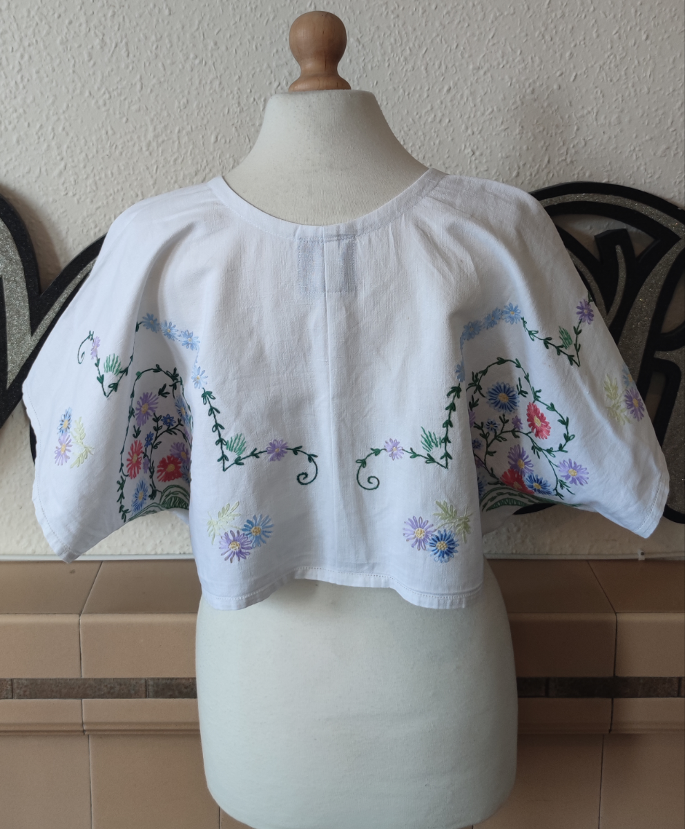Daisy Swirl Tee