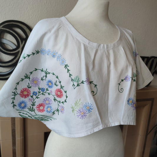Daisy Swirl Tee