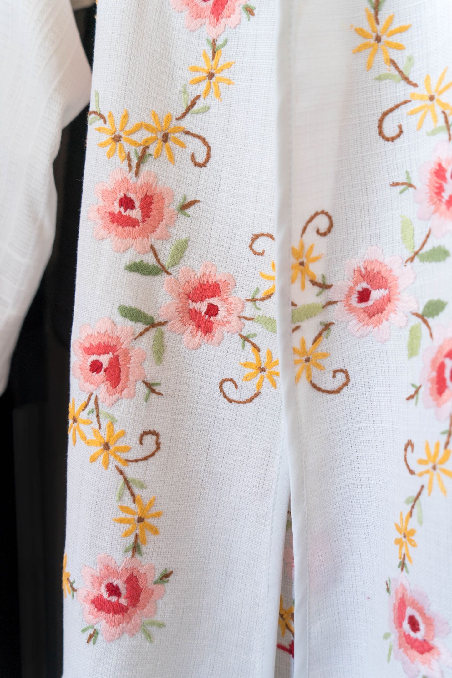 Kimono with Floral Embroidery